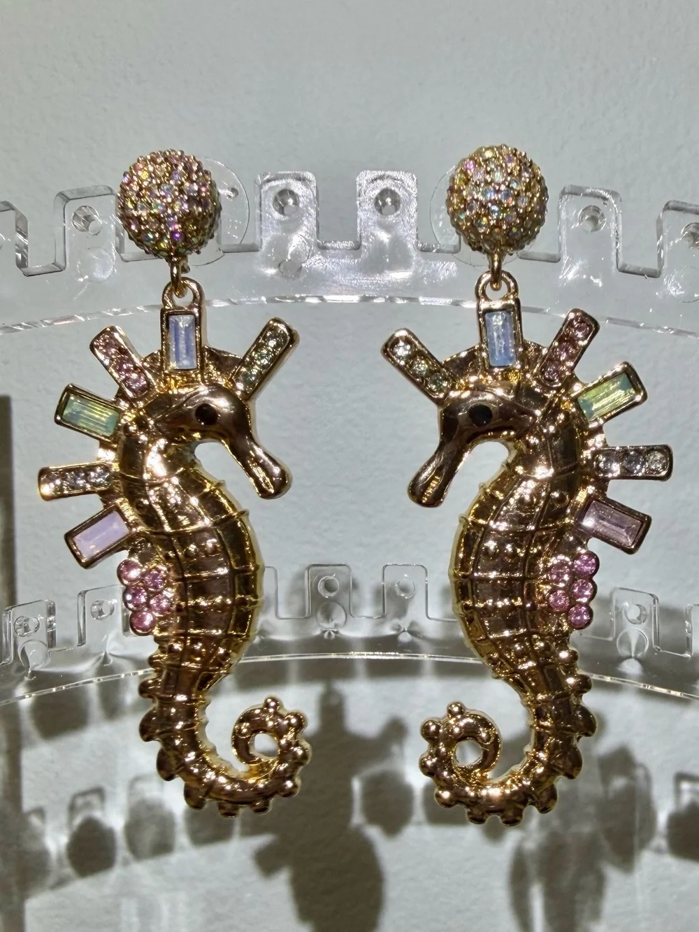 NWOT Gold Tone Seahorse Drop Chandelier Pierced Earrings with Pastel Crystals